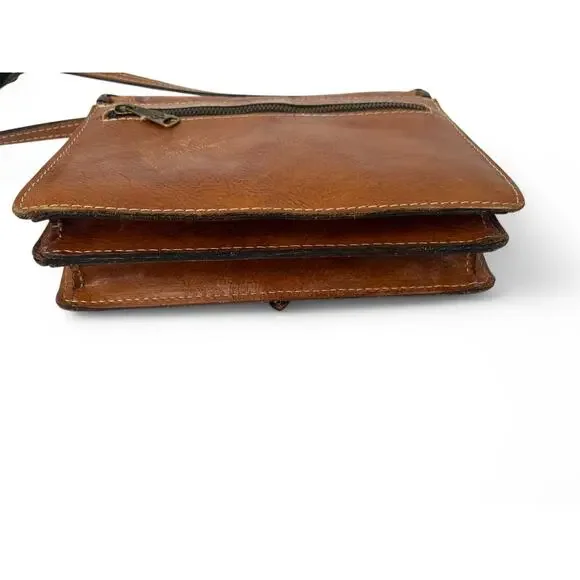 The Patricia Nash Lanza Crossbody Bag Tooling embossed leather Purse - Picture 6 of 8